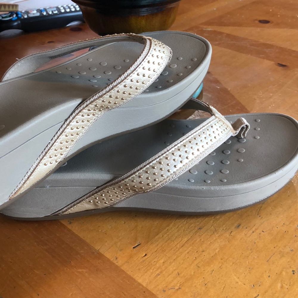 Vionic sandal